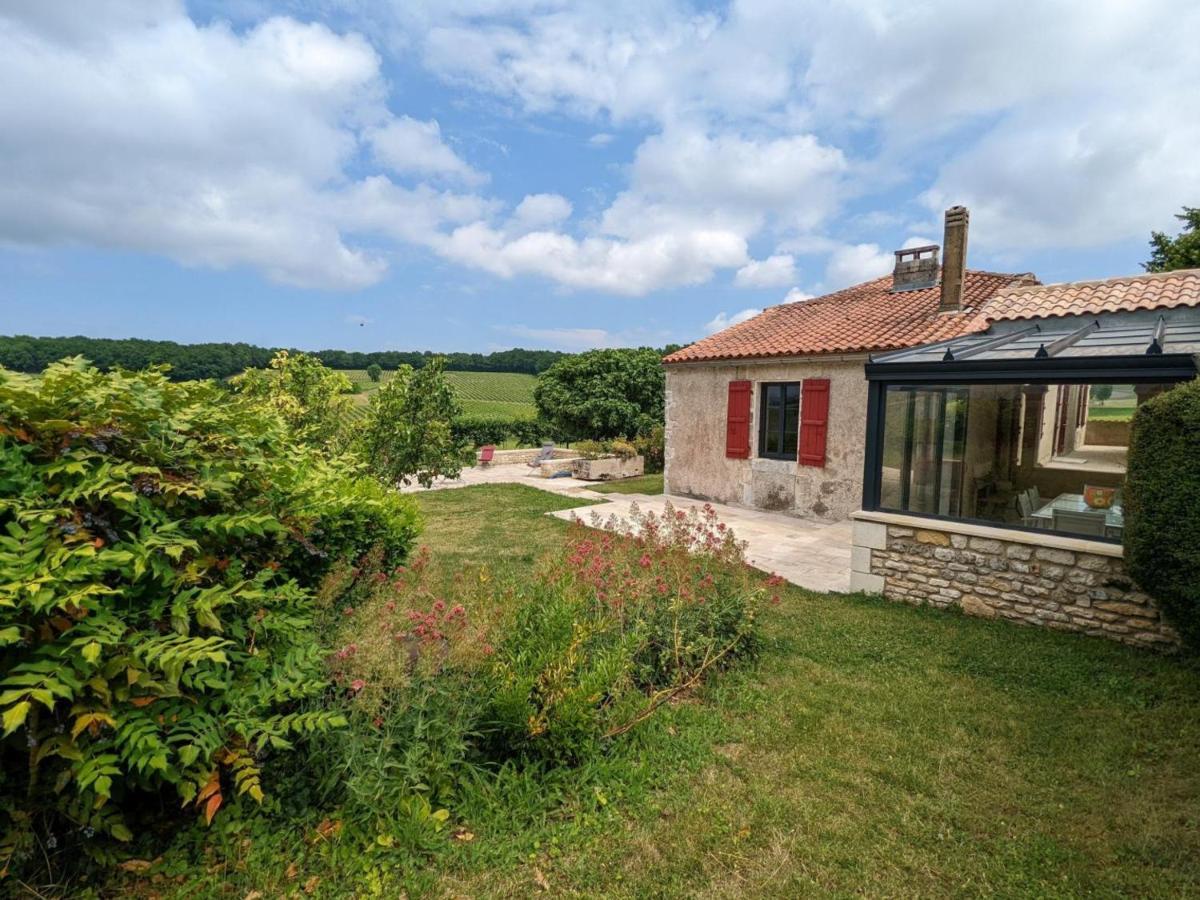 Maison Spacieuse Avec Piscine Chauffee, Jardin Clos, Terrasses, Cheminee, Et Equipements Bebe Inclus. - Fr-1-653-183 Villa Pereuil Exterior photo